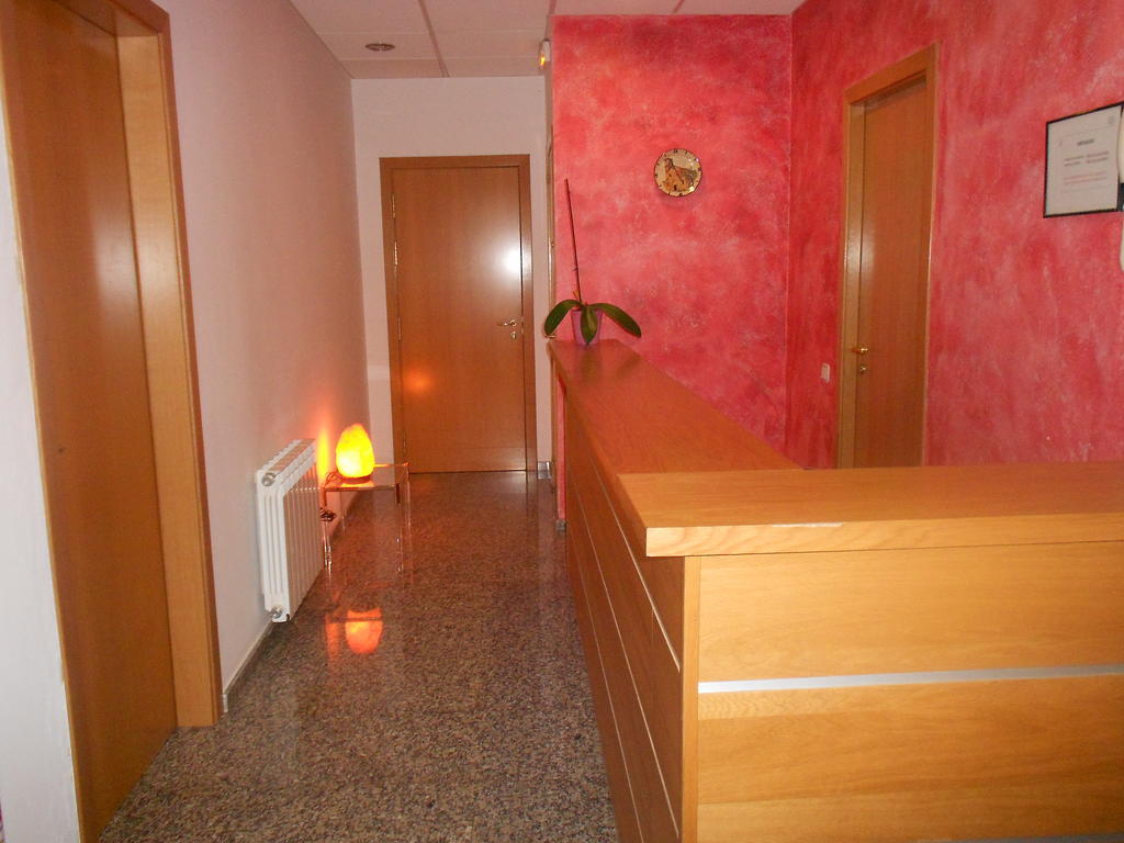 Hostal Ca La Irene Sant Vicens De Castellet Kültér fotó