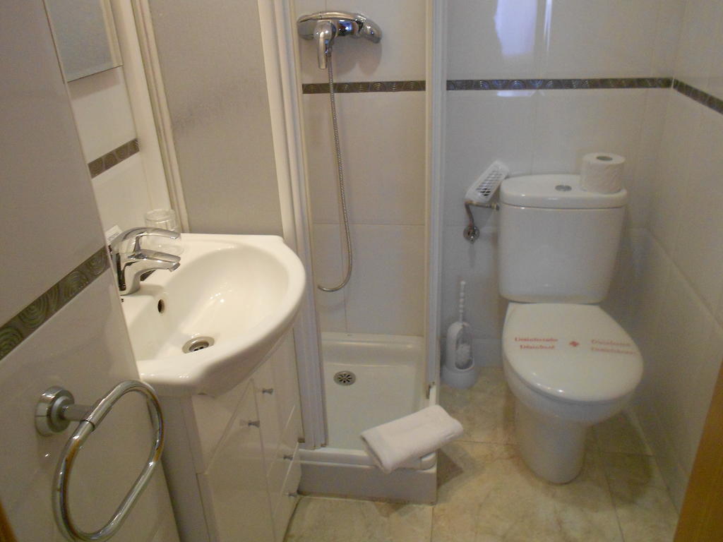 Hostal Ca La Irene Sant Vicens De Castellet Szoba fotó